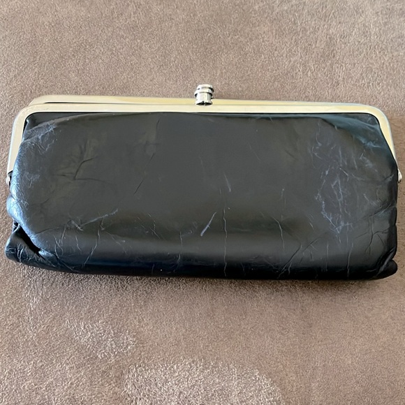HOBO Lauren Wallet - Picture 1 of 3